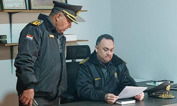 Deciden realizar su trabajo y evitar doble fila de camiones