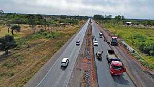 Falcón – Remanso: primeros 3,5 km de calzada duplicada ya cuentan con base de concreto asfáltico