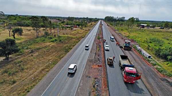 Falcón – Remanso: primeros 3,5 km de calzada duplicada ya cuentan con base de concreto asfáltico