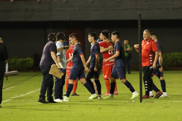 Más de un año después Cerro vuelve a hilar 4 partidos sin ganar en el torneo local