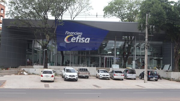 Fiscalía allana financiera en Asunción | 1000 Noticias