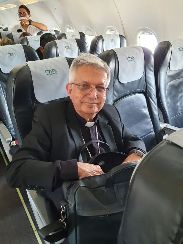 Cardenal Adalberto Martínez ya está rumbo a Paraguay - Nacionales - ABC Color