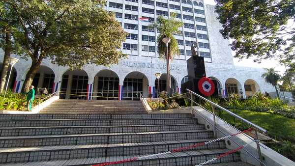 Denuncian a jefe de RR.HH del Poder Judicial por presunto nepotismo - PDS RADIO