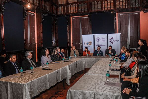 Instalan mesa para reglamentar ley contra la discriminación hacia afrodescendientes - .::Agencia IP::.