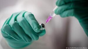 Coronavirus: EE.UU. aprueba nuevas vacunas de BioNTech y Moderna