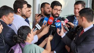 Fiscalía incauta documentos de transacciones de Luis Arza
