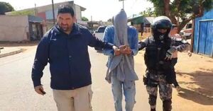 Liberan a hombre acusado por su expareja de patear y causar muerte de su hija - Nacionales - ABC Color