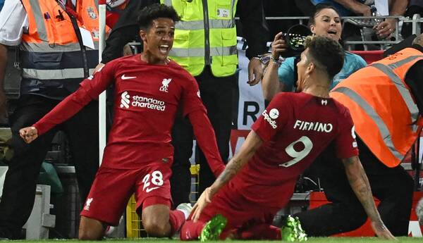 Crónica / [VIDEO] Newcastle, con Almirón, sufrió dolorosa derrota ante el Liverpool