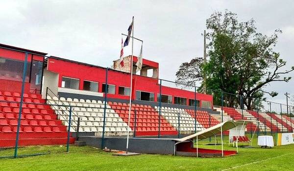Crónica / Luqueño contará con su poderosa hinchada en el chute con Pastoreo