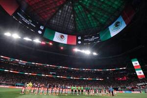 Crónica / Mayoría de hinchas mexicanos en el “Mercedes Benz Stadium”