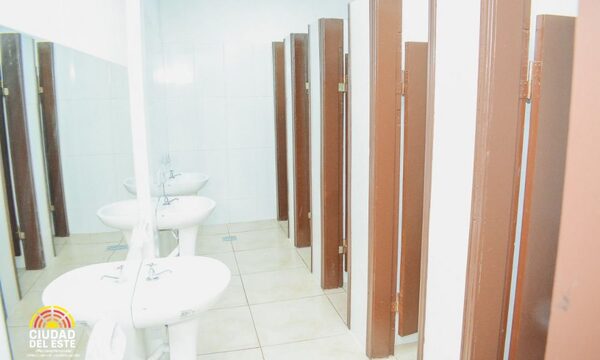 Comuna de CDE habilita sanitarios restaurados en el Mercado de Abasto – Diario TNPRESS