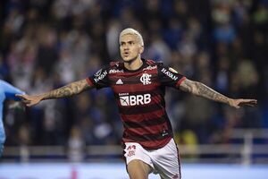 Flamengo saca ventaja de 4-0 y se acerca a la final de la Libertadores - Fútbol - ABC Color