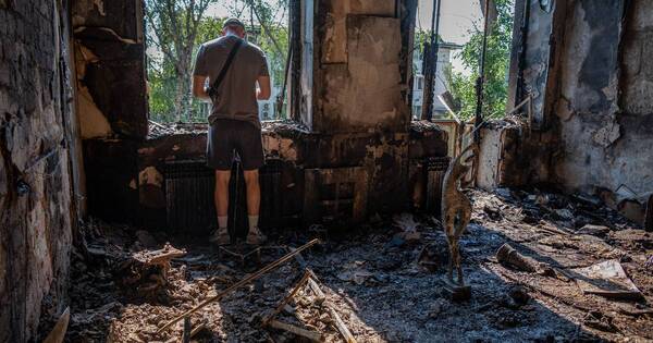 La Nación / Acusan a Rusia de bombardear la ciudad donde está la central nuclear de Zaporiyia