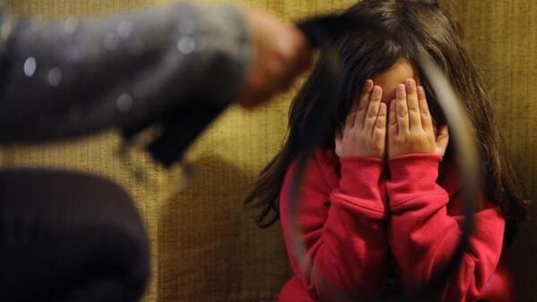 Habló la mamá de la nena maltratada por madrastra: 'Se le trajo a un infierno pintado de castillo'