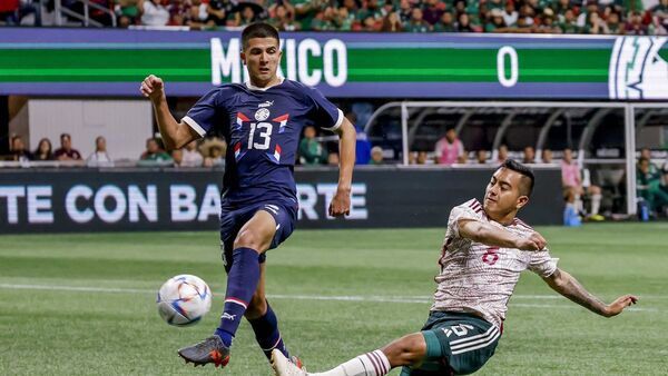 Mateo Gamarra, gran debut y hasta lujo con la Albirroja