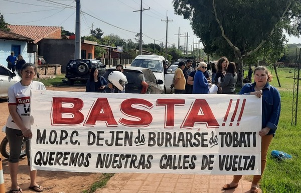 Queja generalizada en Tobatí por atrasos y presunta mala ejecución de obras de alcantarillado - Megacadena — Últimas Noticias de Paraguay