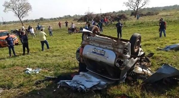 Accidente sobre la Ruta PY05 deja como saldo tres muertos