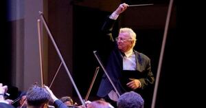 Diario HOY | Homenaje de la OSCA a José Asunción Flores en Ignacio A. Pane