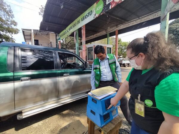 Humo negro: municipio asunceno controla y advierte que multará - Nacionales - ABC Color