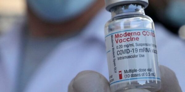 Vacuna Moderna está disponible para niños desde hoy