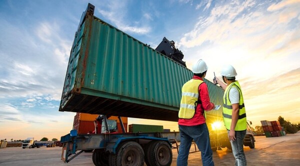 Aduanas obtiene superávit del 22% acumulado al octavo mes del año