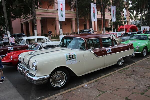 Autos antiguos, clásicos y deportivos competirán en Villarrica. - ABC Motor 360 - ABC Color