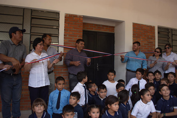 Impulsan mejoras en la educación a través de inauguraciones y refacciones de locales escolares