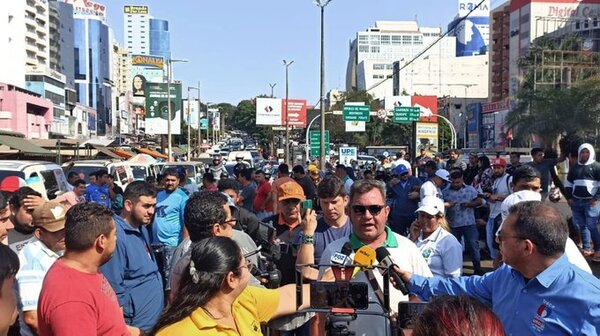 Megaoperativo en el Puente de la Amistad paralizó comercio de CDE