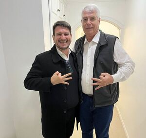 Arnoldo Wiens se reúne con Pallarolas para coordinar trabajos - La Clave