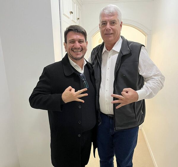 Arnoldo Wiens se reúne con Pallarolas para coordinar trabajos - La Clave