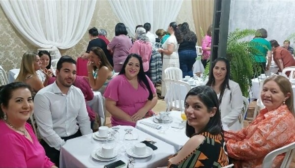 Prosigue Bazar Solidario de la ACCMMA a beneficio del albergue para mujeres con cáncer