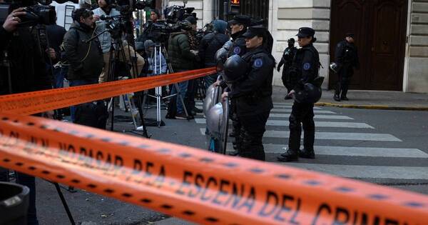 La Nación / Organizaciones afines a Cristina Kirchner preparan manifestación de repudio tras atentado