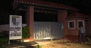 La Nación / Contrabandistas habrían atacado la prefectura naval de Itá Enramada