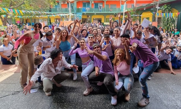 El clan de “Rojo” en los colegios | Telefuturo