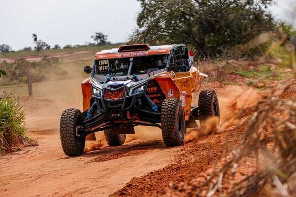 Complicada jornada tuvo Óscar Santos en el Rally Dos Sertoes - ABC Motor 360 - ABC Color