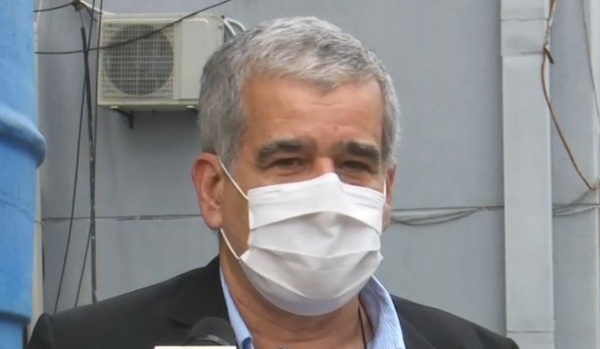 Pedro Halley dispara contra proyecto que busca vender inmuebles: 'Se lo quiere fundir al IPS'