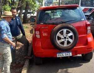 Movilizó a toda la policía por “robo” de su vehículo pero luego recordó donde lo estacionó