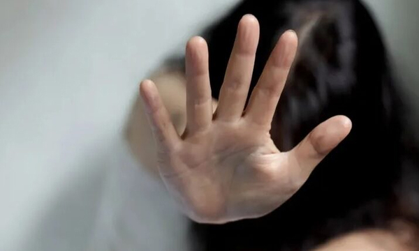 Asunción: Dos alumnas denuncian a su compañero de haberlas manoseado en clases - OviedoPress