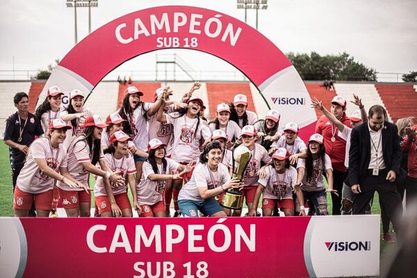 Fútbol Femenino: Lo que dejó la última fecha de la Sub 18 - Fútbol - ABC Color