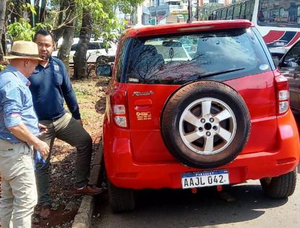 Denunció que le robaron el vehículo, pero en realidad se olvidó dónde lo dejó estacionado - Noticiero Paraguay