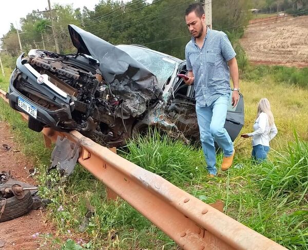 Varios policías lesionados en un accidente en exPuente Kyjha - Policiales - ABC Color