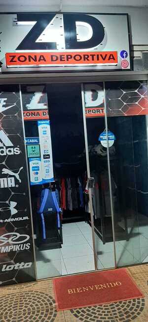 Hurtaron en tienda deportiva en pleno centro de Coronel Bogado