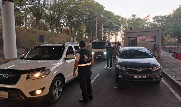 Refuerzan controles sanitarios en frontera con Brasil | 1000 Noticias