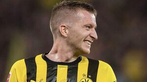 Reus hace líder al Dortmund por una noche