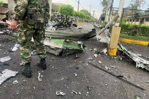 Diario HOY | Ataque con explosivos deja ocho policías muertos en Colombia