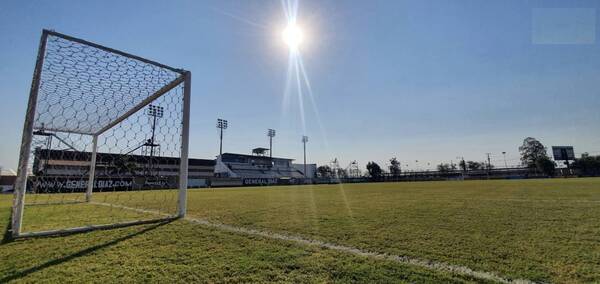 Crónica / ¿Quién es el verdadero nuevo dueño del estadio de General Díaz”