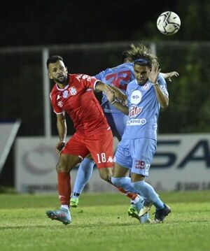 Resistencia vs. General Caballero JLM: empate en partido con pocas emociones - Fútbol - ABC Color