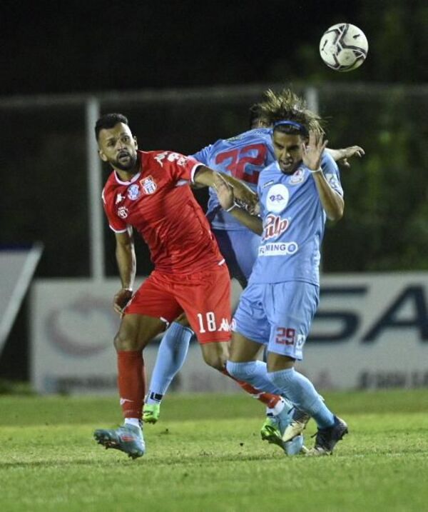Resistencia vs. General Caballero JLM: empate en partido con pocas emociones - Fútbol - ABC Color