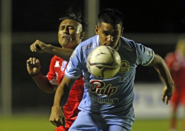 Paridad total y empate sin goles entre Resistencia y General Caballero