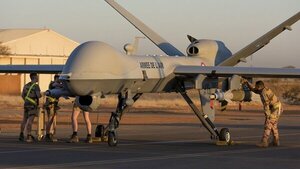 Irán confisca dos drones navales de EEUU